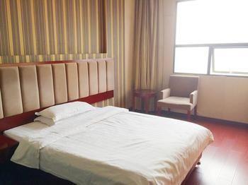 Danfengbailu Business Hotel Наньчан Экстерьер фото