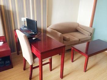 Danfengbailu Business Hotel Наньчан Экстерьер фото